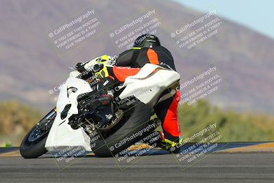 media/Feb-04-2023-SoCal Trackdays (Sat) [[8a776bf2c3]]/Turn 9 Backside (145pm)/